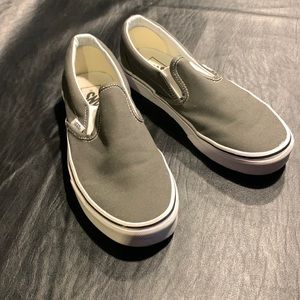 Unisex New never worn Van’s women’s size 7.5 or men’s 6